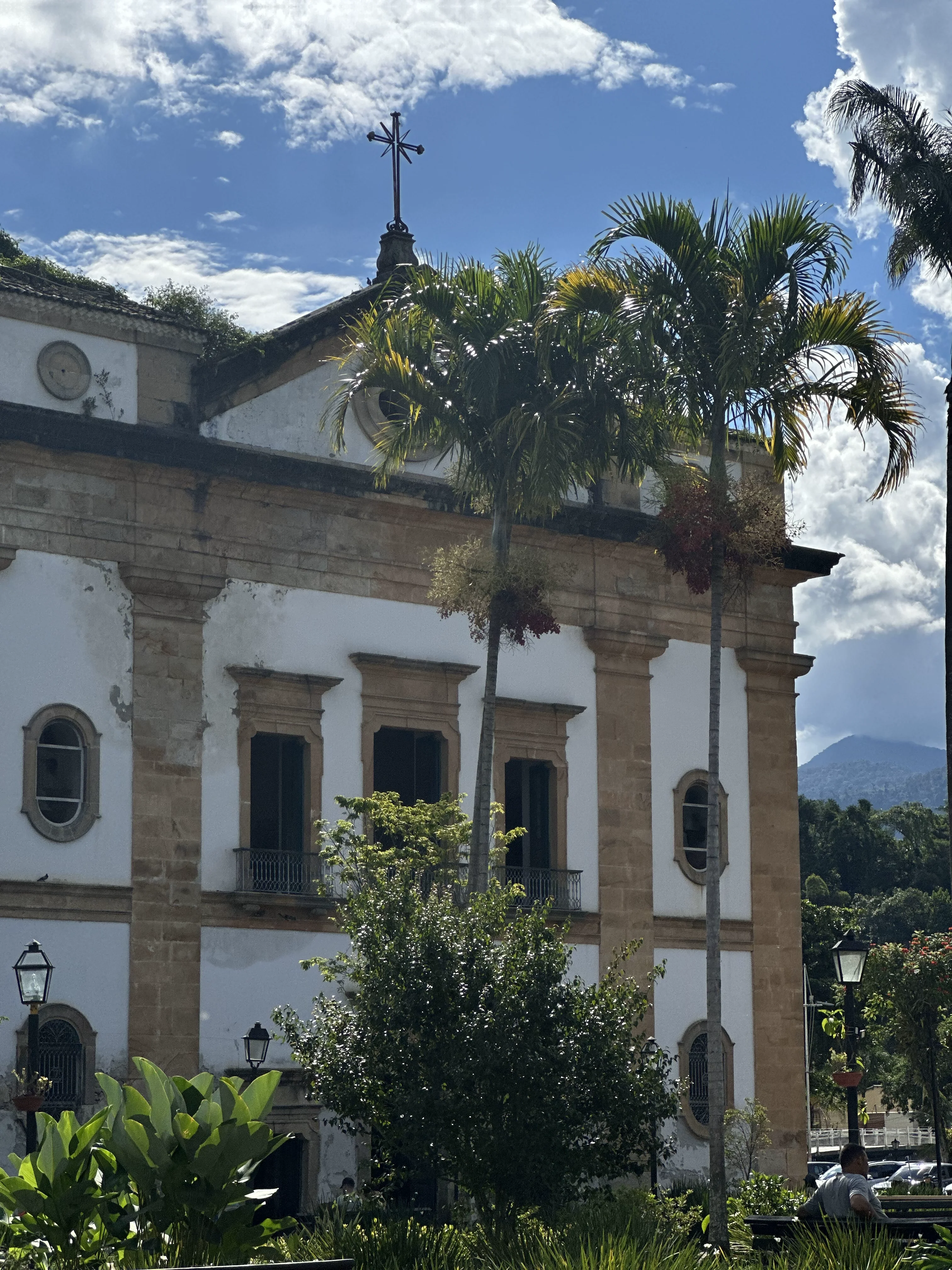 The Igreja Matriz de Nossa Senhora dos Remédios anchors Paraty's main square.
